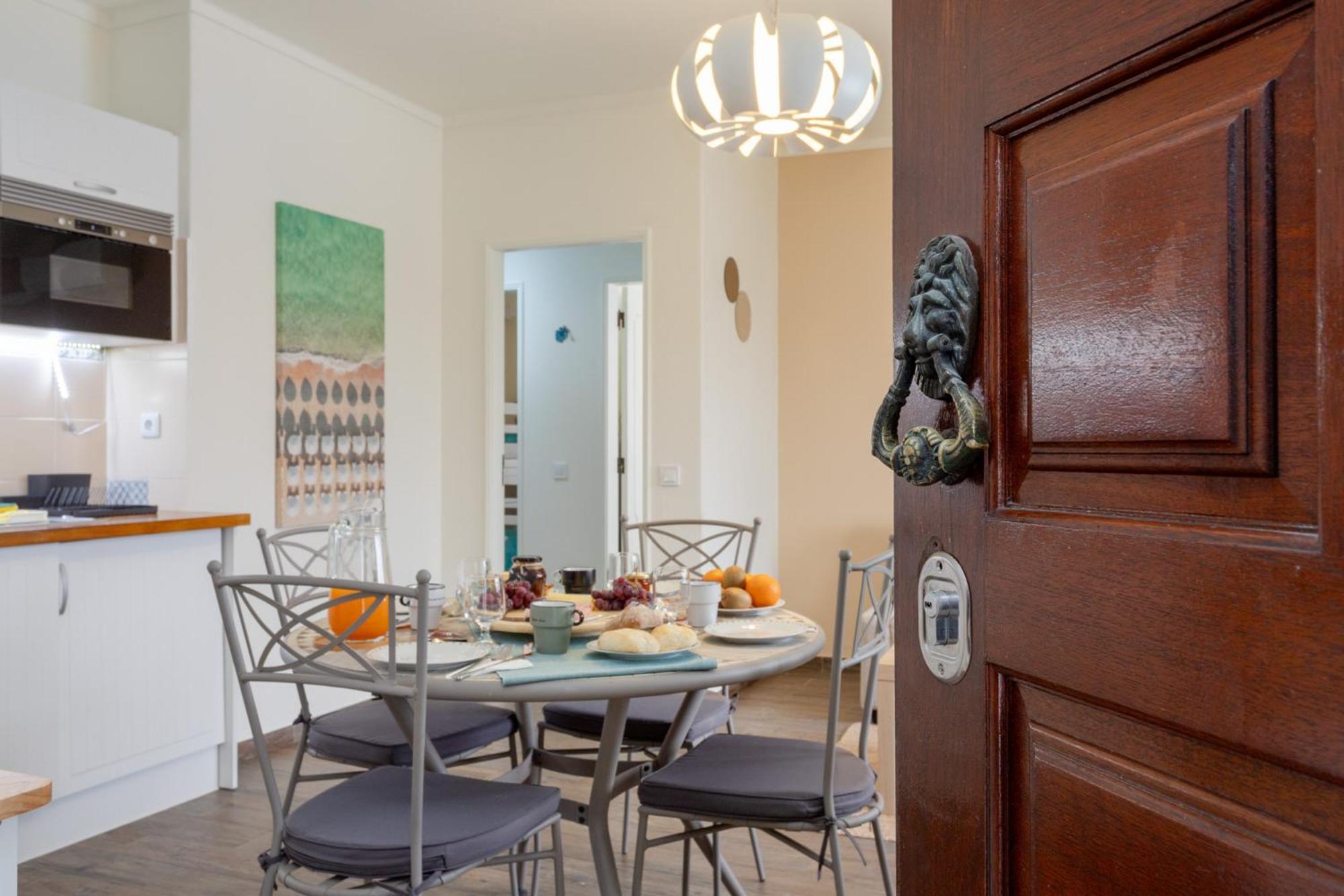 Algarvian Experience - Sun, And Pool Apartment Albufeira
